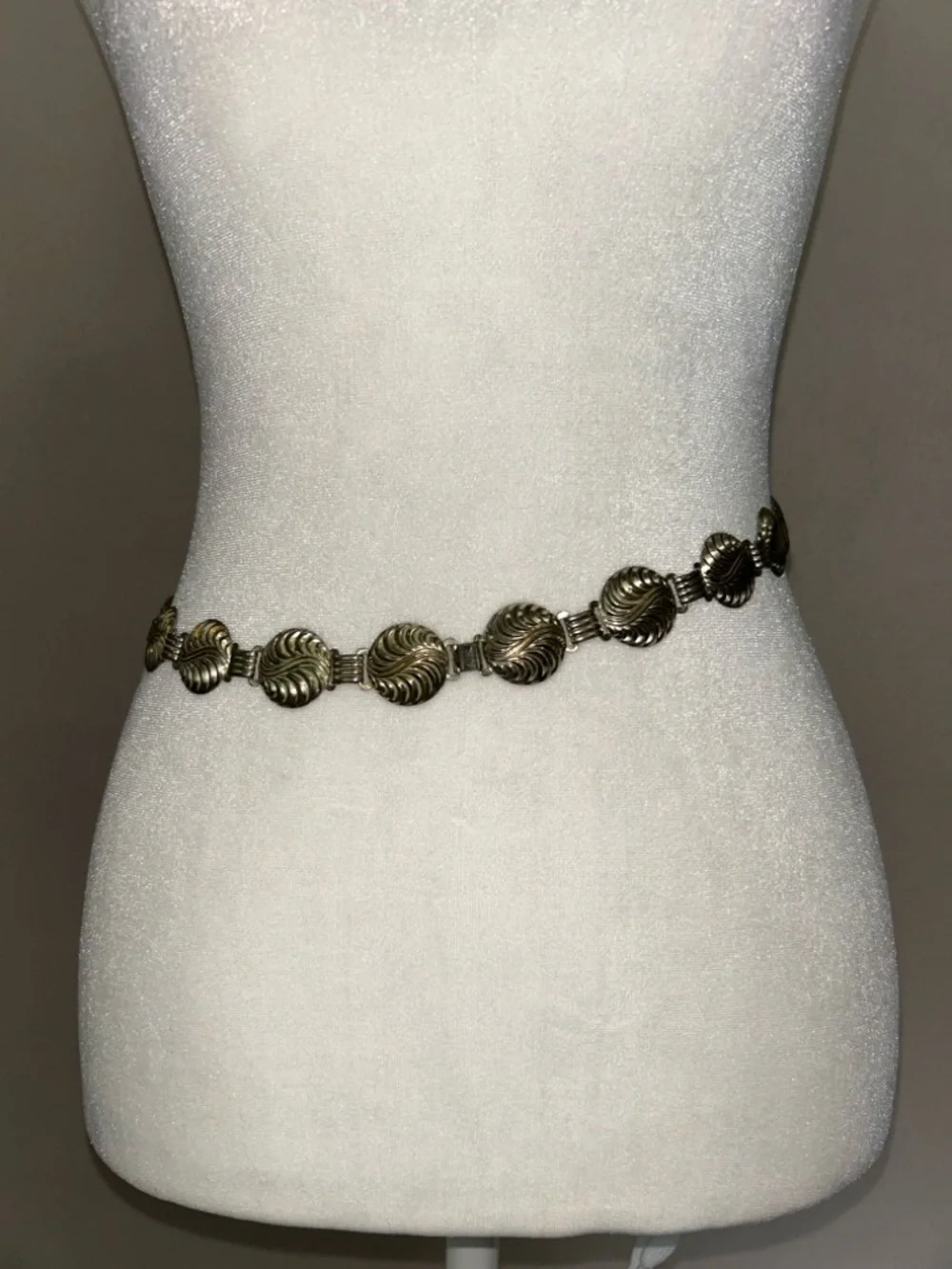 VTG SILVER -Tone Swirl SHELL BELT BOHO RETRO adjustable disc chain belt 70/80s